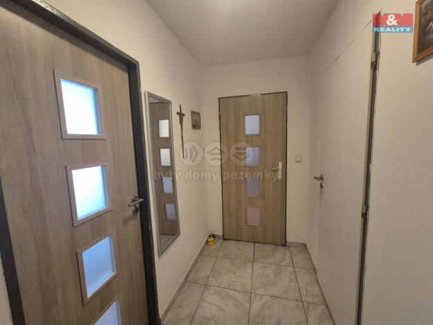 Prodej bytu 3+1, Králův Dvůr, Nad Stadionem, 72 m2