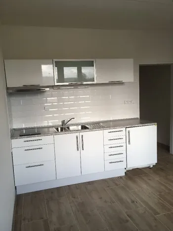 Pronájem bytu 2+kk, Mníšek pod Brdy, Nádražní, 38 m2