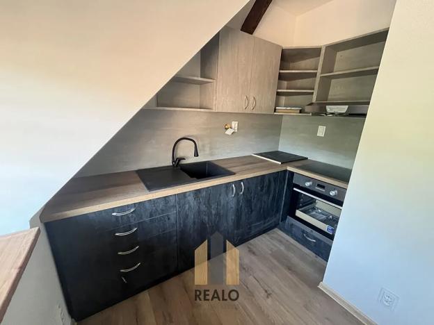 Pronájem bytu 2+1, Jihlava, Hůlová, 56 m2