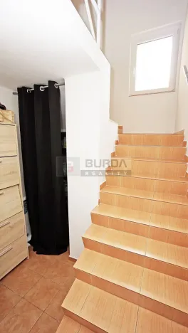 Prodej rodinného domu, Střemy, 240 m2