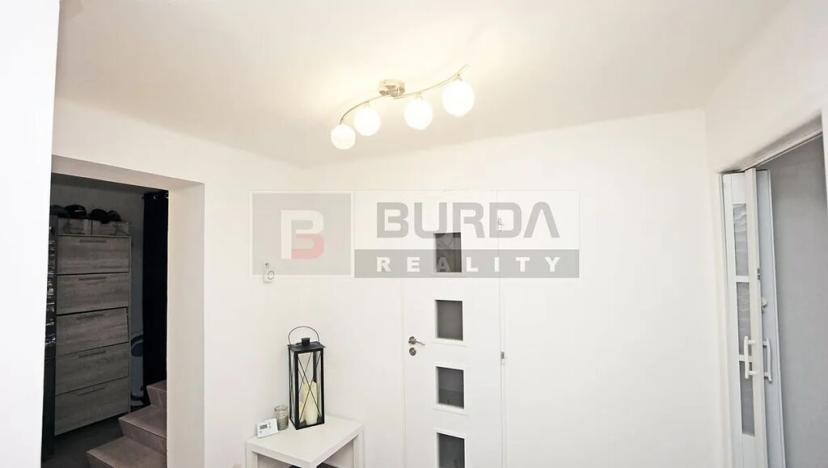 Prodej rodinného domu, Střemy, 240 m2