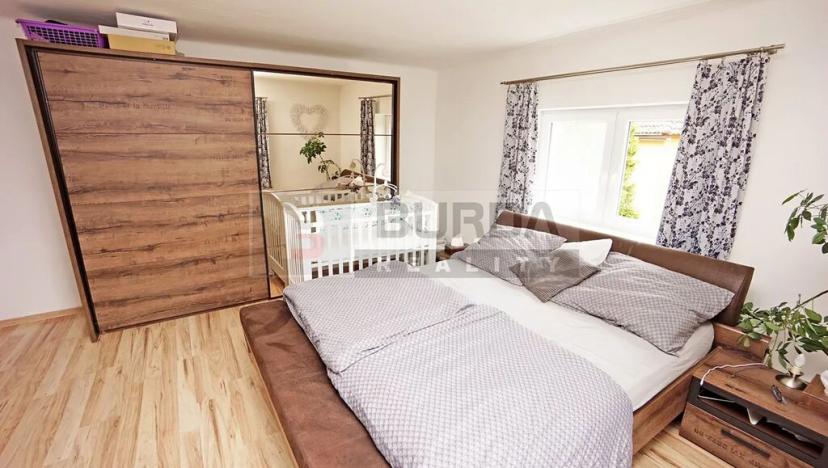 Prodej rodinného domu, Střemy, 240 m2