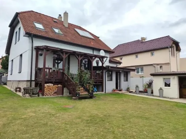 Prodej rodinného domu, Unhošť, 158 m2