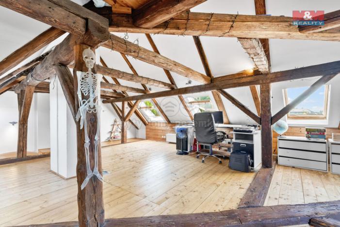 Prodej rodinného domu, Mimoň - Mimoň II, náměstí Čsl. armády, 150 m2