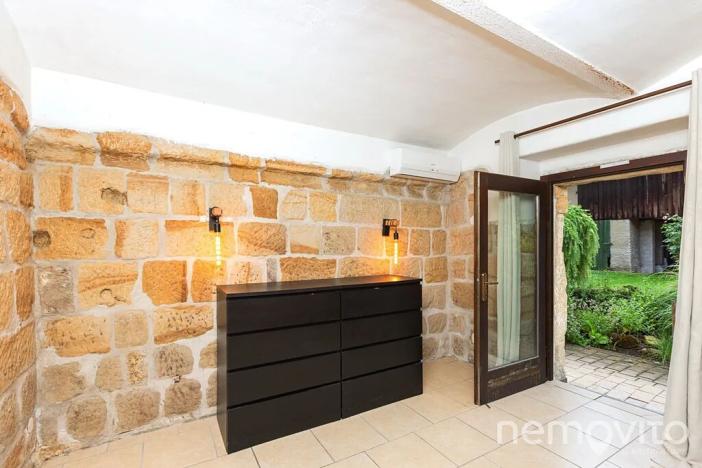 Prodej vícegeneračního domu, Lobeč, 340 m2