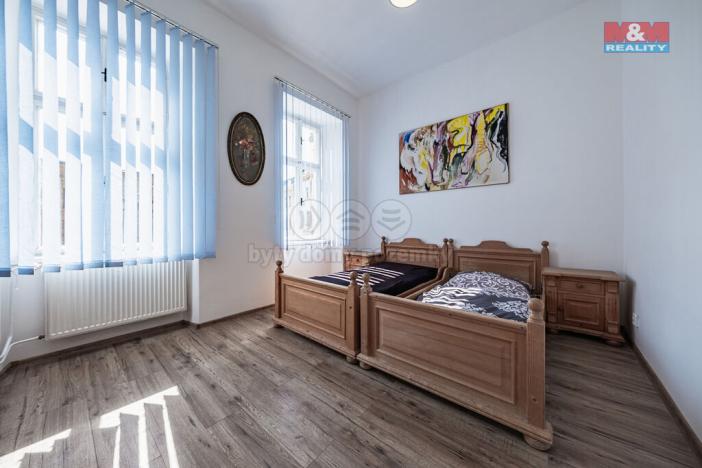 Prodej bytu 3+1, Chomutov, Ruská, 92 m2