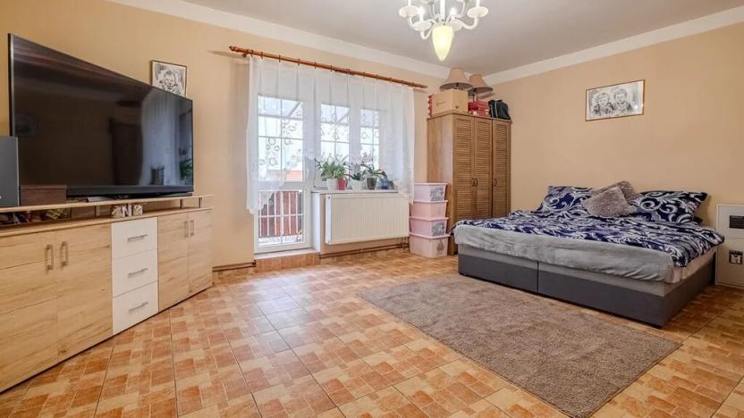 Prodej vícegeneračního domu, Sadská, Husova, 306 m2