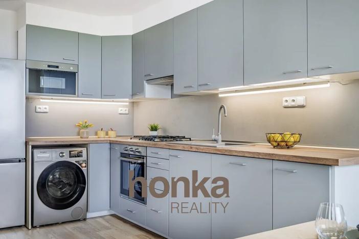 Prodej bytu 4+kk, Praha - Petrovice, Morseova, 96 m2