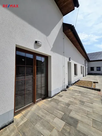 Prodej bytu 2+kk, Třeština, 60 m2