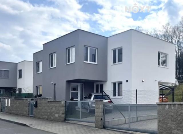 Prodej rodinného domu, Zlín, Karmínová, 120 m2