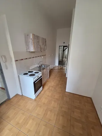 Pronájem bytu 1+1, Praha - Žižkov, Vlkova, 40 m2