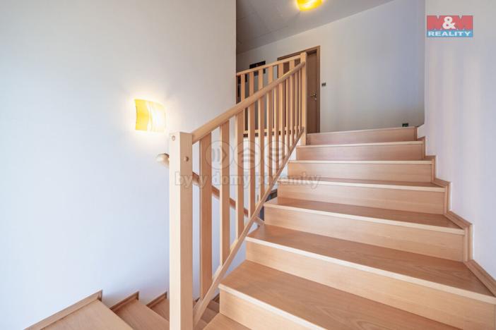 Prodej rodinného domu, Hostomice, Luční, 222 m2