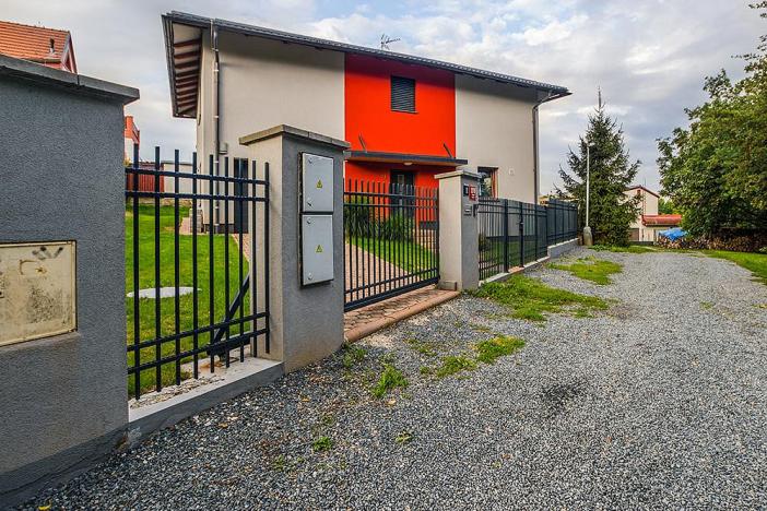 Pronájem rodinného domu, Praha - Suchdol, U myslivny, 182 m2