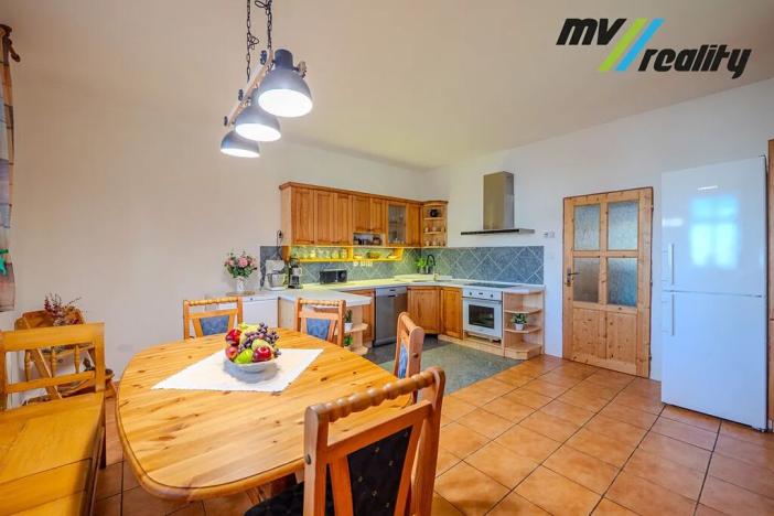 Prodej rodinného domu, Milovice, 178 m2