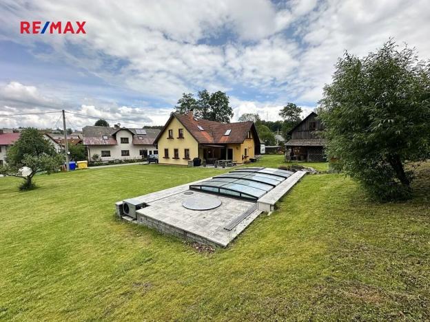 Prodej rodinného domu, Bystřec, 400 m2