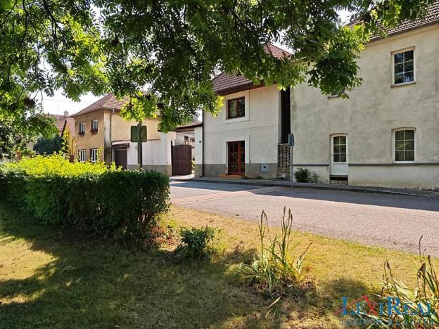 Prodej vícegeneračního domu, Jeneč, Karlovarská, 600 m2