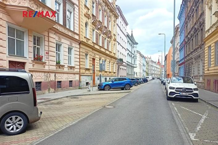 Prodej bytu 3+kk, Plzeň, Nerudova, 82 m2