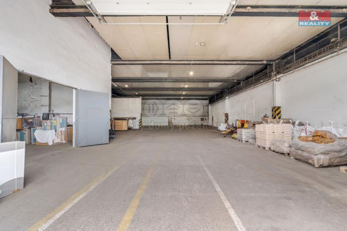 Pronájem skladu, Chabařovice, Smetanova, 890 m2