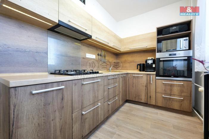Prodej bytu 3+1, Lutín, Na Sídlišti, 70 m2