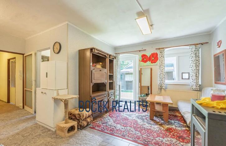 Prodej rodinného domu, Rynholec, nám. 1. máje, 259 m2