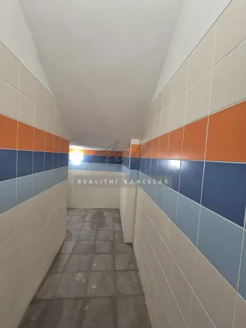 Pronájem kanceláře, Šlapanice, 293 m2