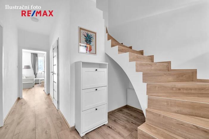 Prodej rodinného domu, Škvorec, Lipová, 112 m2