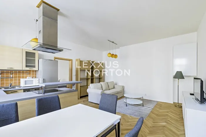 Pronájem bytu 2+kk, Praha - Nové Město, Na Poříčí, 58 m2