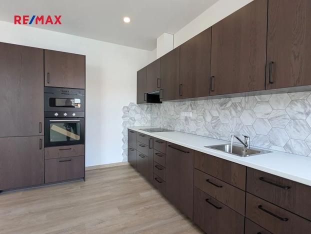 Pronájem bytu 3+kk, Praha - Vršovice, Na louži, 97 m2