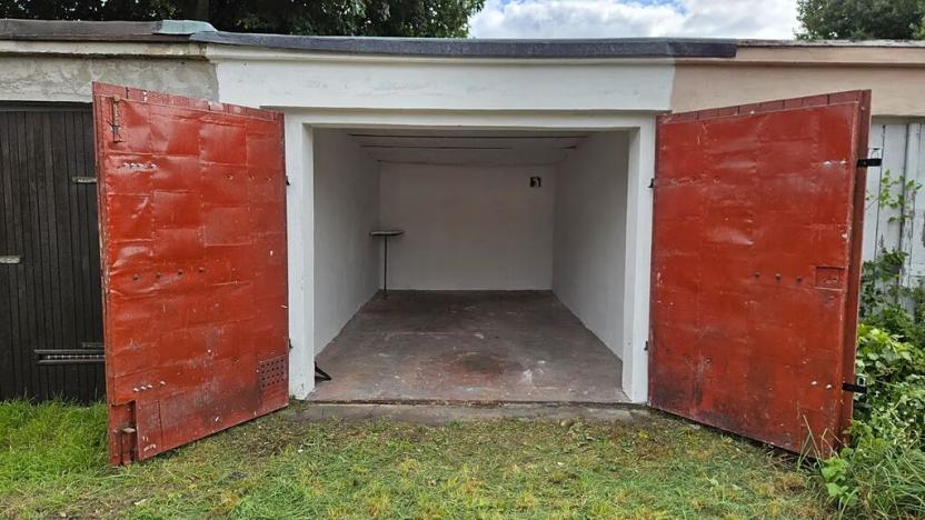 Pronájem garáže, Teplice, Jateční, 20 m2