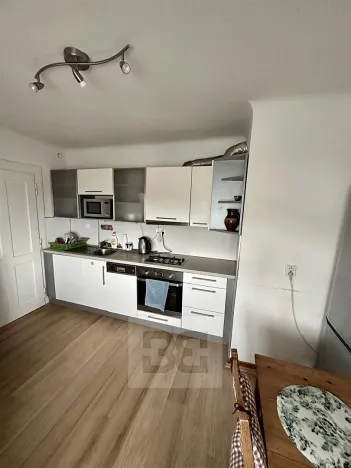 Pronájem bytu 2+kk, Praha - Libeň, Na úbočí, 36 m2