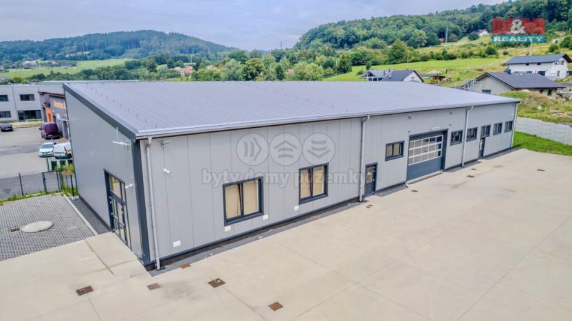 Pronájem obchodního prostoru, Vsetín, Bobrky, 511 m2