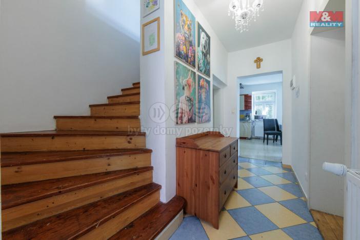 Prodej rodinného domu, Hroznětín, ČSA, 240 m2