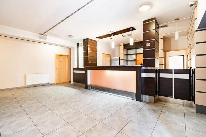Prodej obchodního prostoru, Beroun, 456 m2
