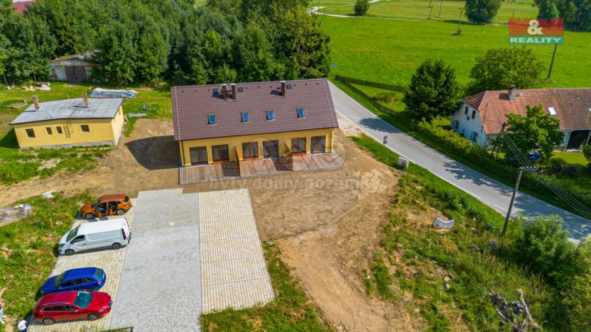 Prodej činžovního domu, Černá v Pošumaví - Bližná, 249 m2