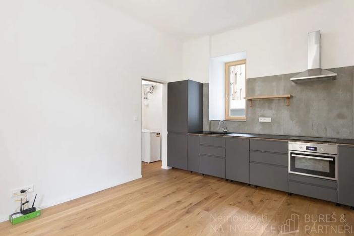 Prodej bytu 2+kk, Praha - Michle, Pod Stárkou, 39 m2