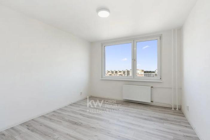 Prodej bytu 3+1, Praha - Troja, Hnězdenská, 74 m2