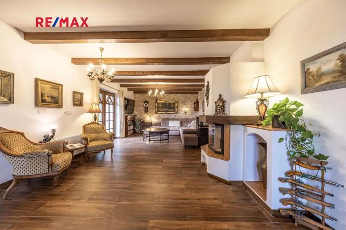 Prodej rodinného domu, Nový Knín, 350 m2