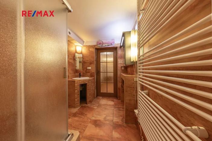 Prodej rodinného domu, Nový Knín, 350 m2