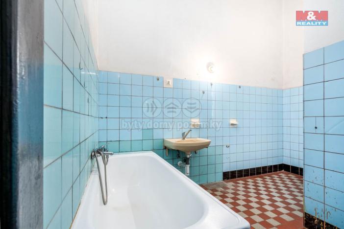 Prodej rodinného domu, Křinec, 630 m2