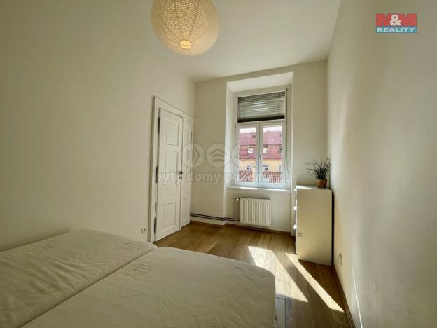 Pronájem bytu 2+1, Praha, Spálená, 73 m2