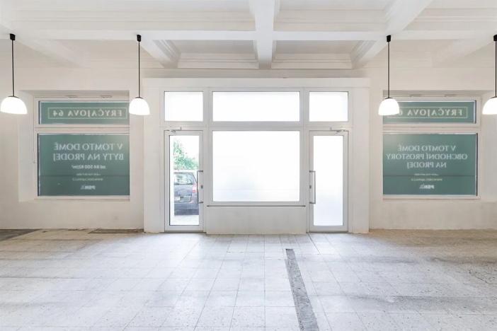 Prodej obchodního prostoru, Brno, Fryčajova, 127 m2