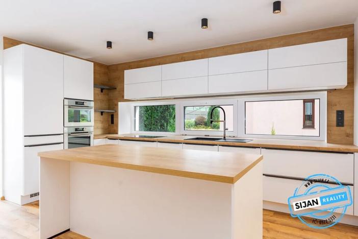 Prodej bytu 3+kk, Ostrava, U Lesa, 98 m2