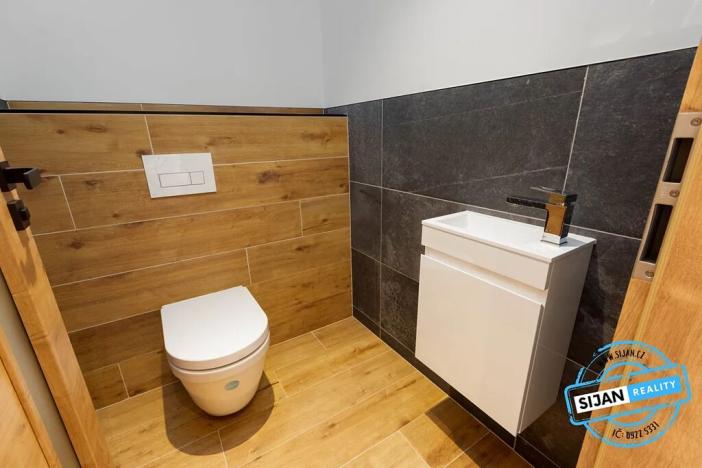 Prodej bytu 3+kk, Ostrava, U Lesa, 98 m2