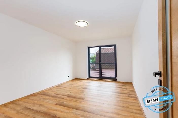 Prodej bytu 3+kk, Ostrava, U Lesa, 73 m2