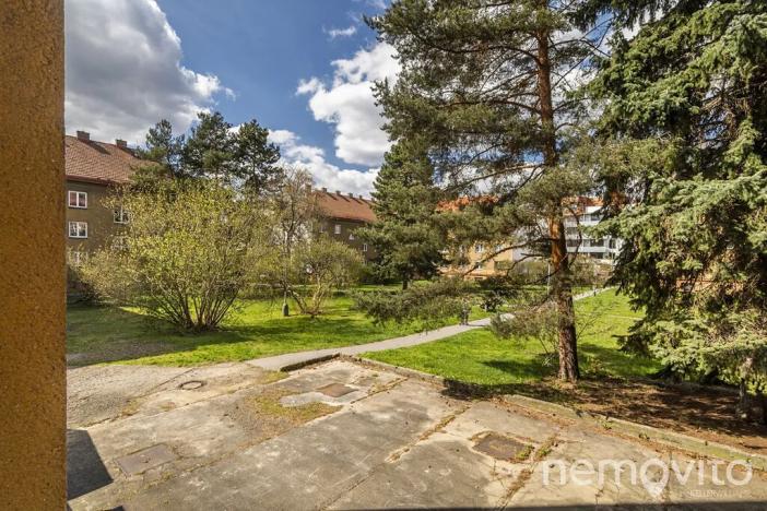 Prodej bytu 3+1, Praha - Kobylisy, Střelničná, 75 m2