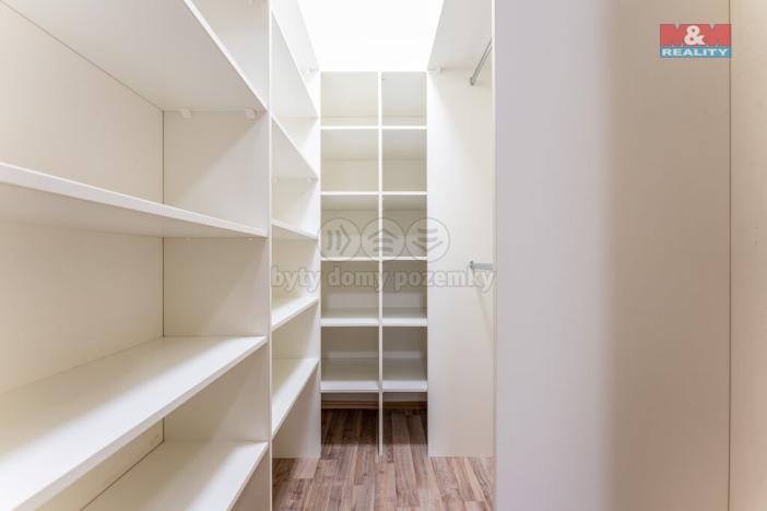 Prodej bytu 3+kk, Klecany, V Honech, 68 m2