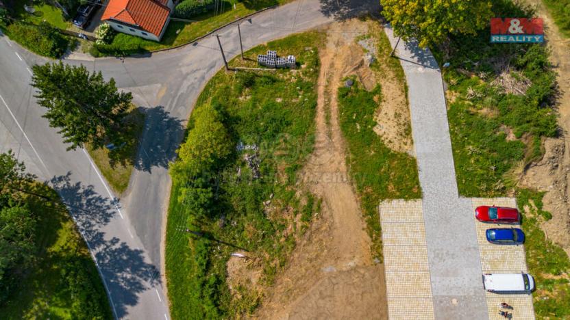 Prodej pozemku pro bydlení, Černá v Pošumaví - Bližná, 800 m2