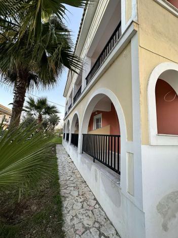 Prodej ubytování, Laganas, Zakynthos, Jónské Ostrovy, Řecko, 280 m2