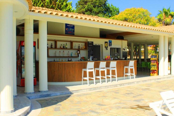 Prodej ubytování, Korfu, Jónské Ostrovy, Řecko, 490 m2