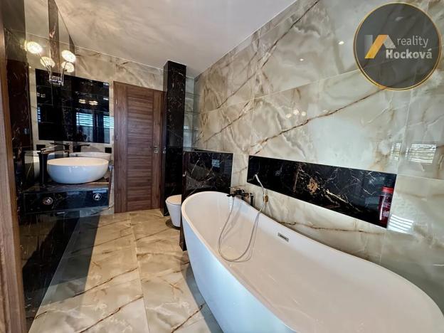 Pronájem bytu 4+kk, Vysoký Újezd, Rochlova, 119 m2